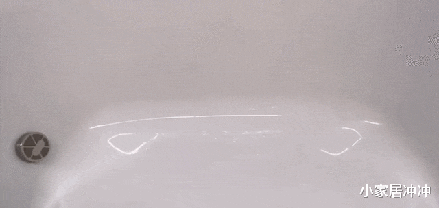 日本人的卫生间只有“巴掌大”,却异常干净?差别就在这些细节上