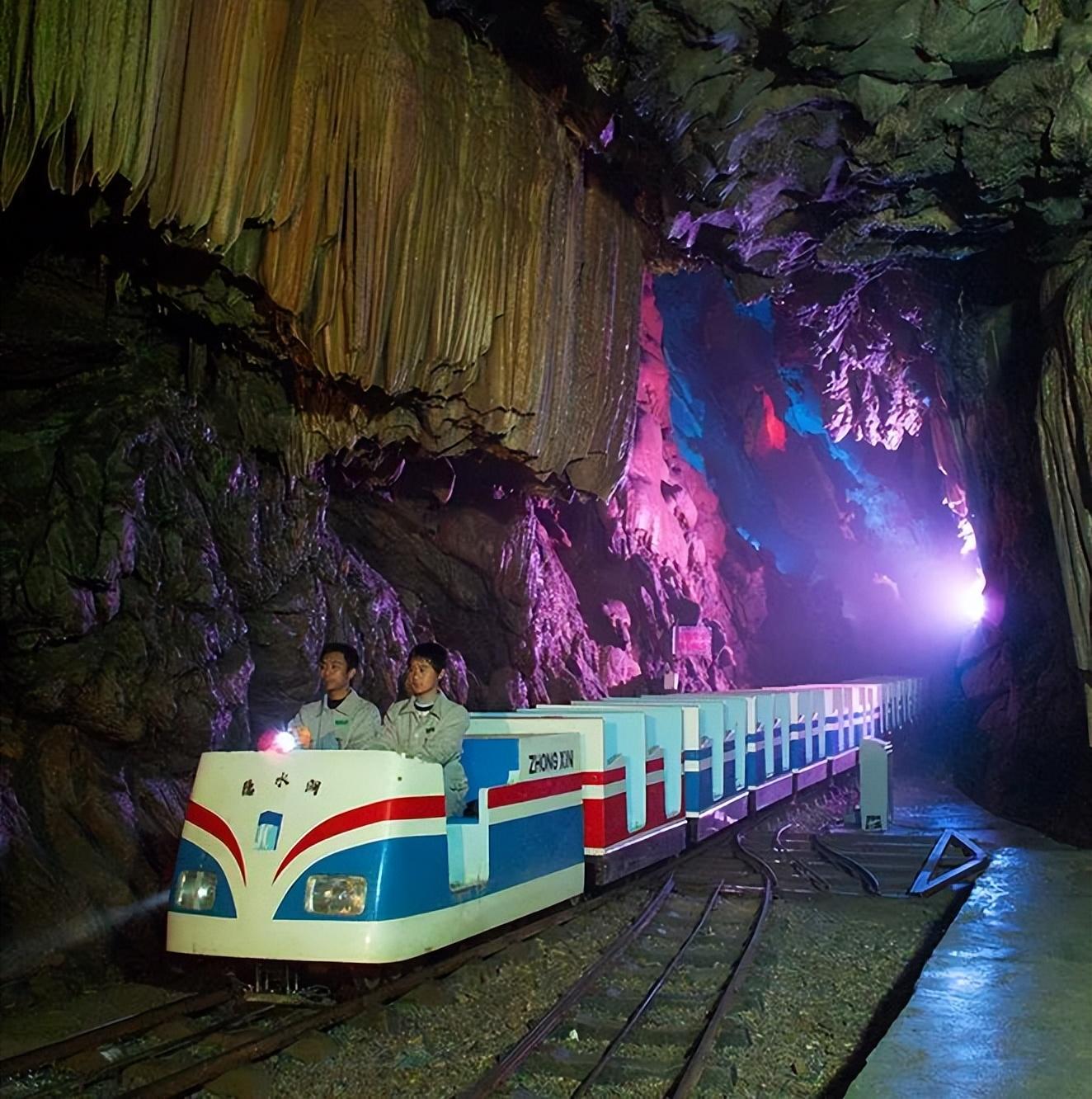 长沙|国庆去哪儿玩 | 沐温泉、赏桂子、逛瑶寨，您有一份国庆攻略待查收