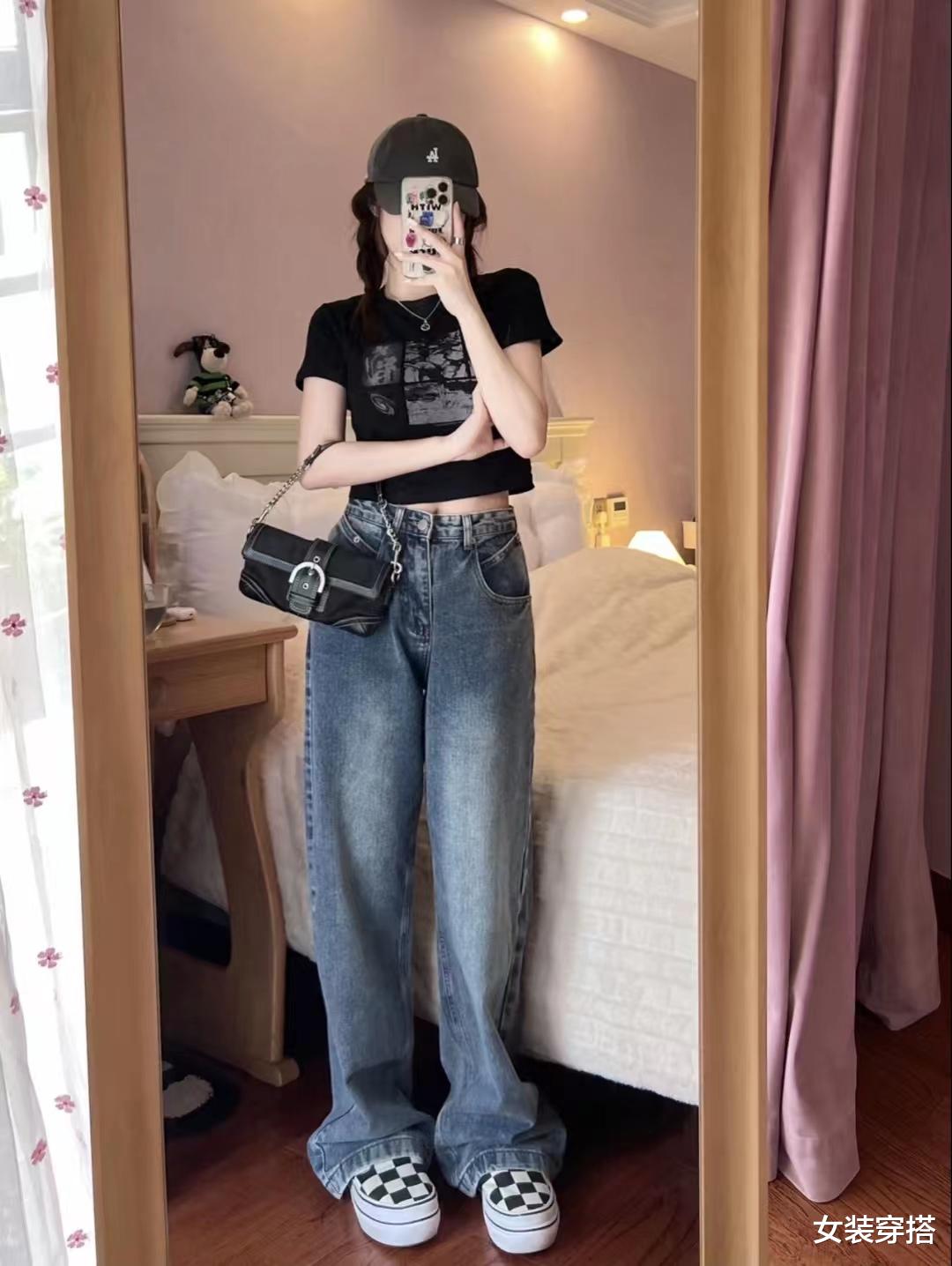 短款t恤搭配什么裤子好看图片