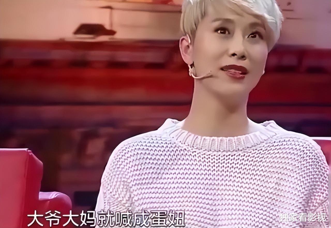 海清|45岁海清戏外美满,嫁高中初恋相爱超20年,14岁儿子是高颜值学霸