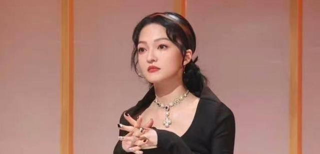 周深|天赐的声音:差点以为张韶涵在针对周深,幸好看了周深粉丝的回复