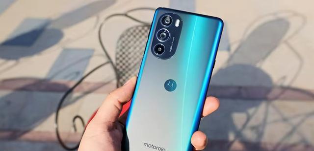 音响|友商死磕性价比,骁龙8Gen1手机仅2399元,还是12+256GB高配版本