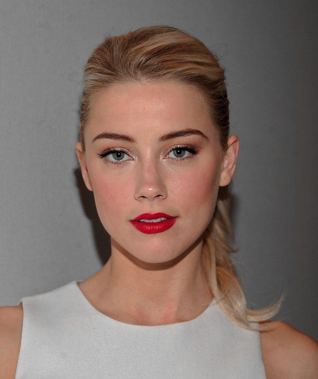 约翰尼·德普|帮艾梅柏还债务!成人娱乐公司开价五千万量身打造邀她拍片