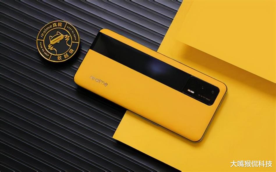 香山|你还会考虑千元机吗？12G+256G顶配中端机下滑之千元档