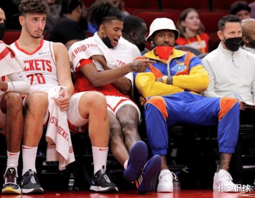 沃克|沃尔之后，NBA再多一名“躺拿钱”！尼克斯与沃克达成不出战协议