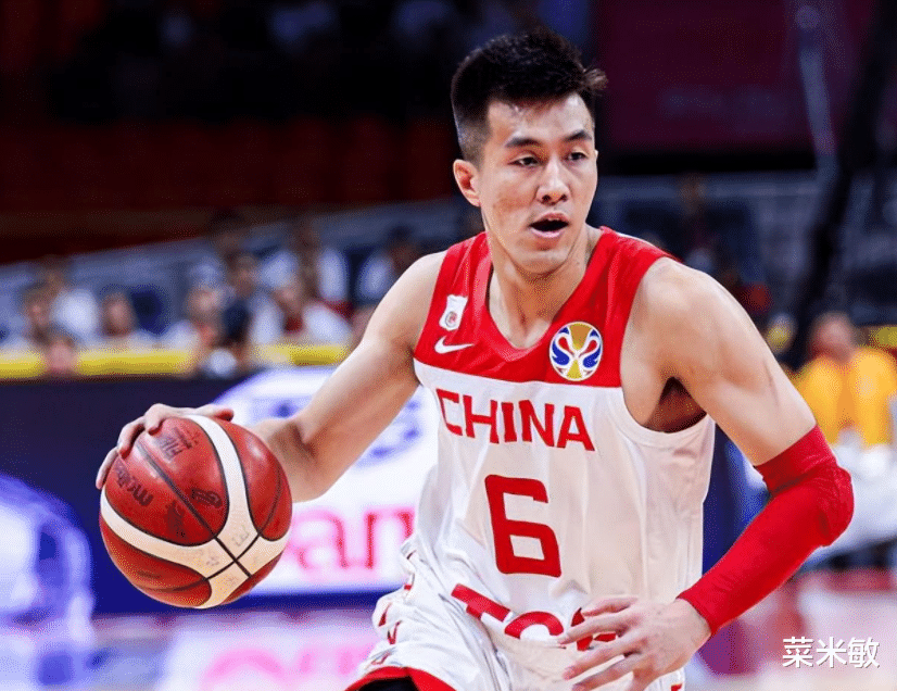 李添荣、戴昊还是有潜力的,赵睿是铁定的国产前3后卫。