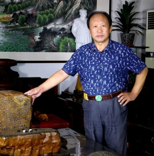 奇石|?出价180万都不卖的奇石,他说不比人家估值1.2亿的差!