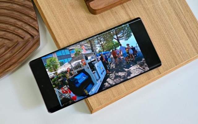 荣耀|2000元档位实现华丽双曲屏！荣耀60 SE评测：好看，好用