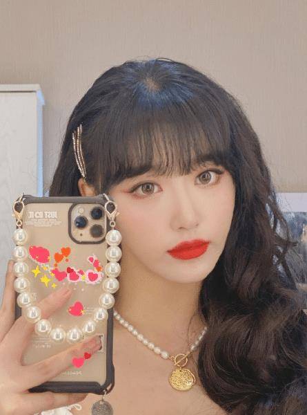 孔雪儿|孔雪儿“未修图”照片被疯传,看清真实身材后,难怪总说要漂亮!