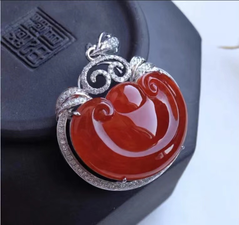 翡翠|判断翡翠玉石价值的方法是什么?