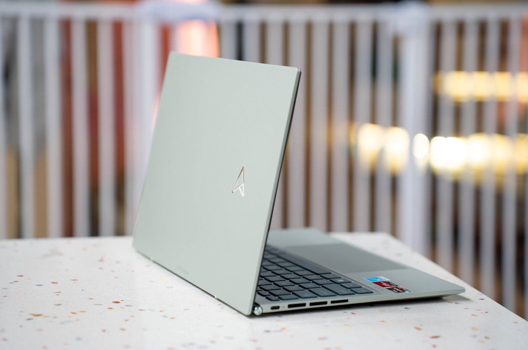 联想|年末笔电折扣季:盘点六款高端轻薄本,苹果华硕联想一线大牌都有