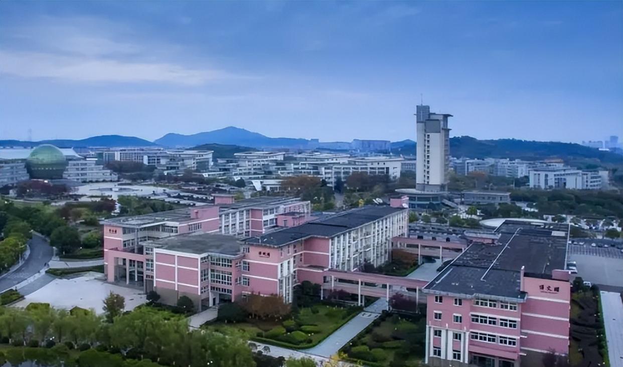 医生|2022南财教学科研岗招聘39人,博士只是门槛,堪称招录“天花板”