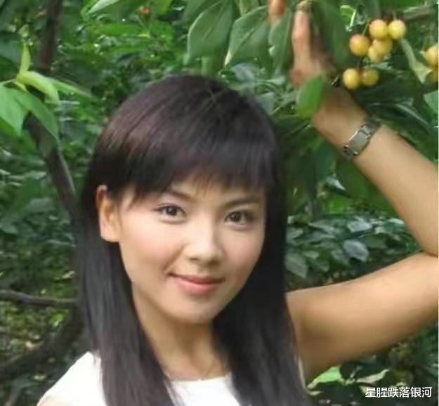 蒋欣|蒋欣的“大体格”、范冰冰的“黑胳肢窝”，女明星那些不可言说的痛