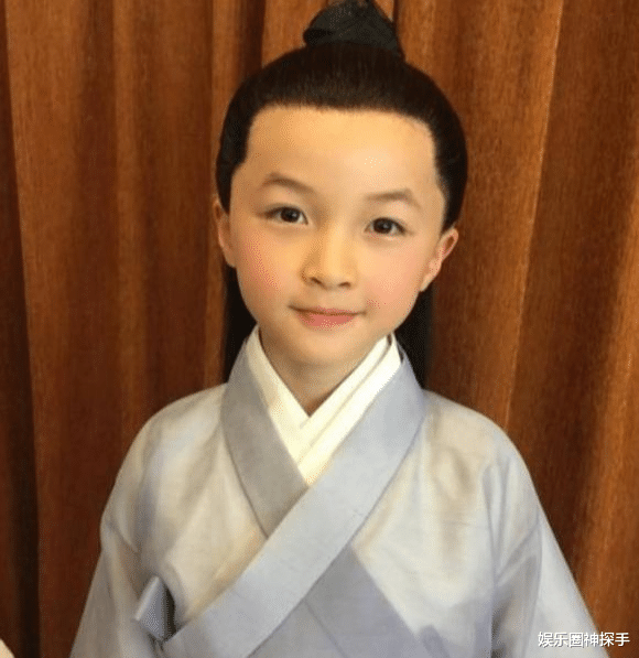 金晨|00后童星“飞跃”成长，男生个头窜高认不出，女生灵气不再变成熟