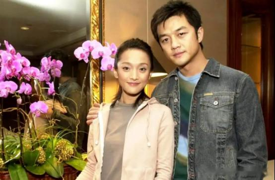 杨幂|看似清清白白,实则绯闻不断的5大女星,各个颠覆你的想象