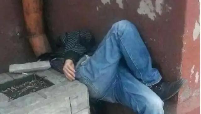 男子劝阻醉酒亲哥未果,随手一砖头致其死亡,法院:故意伤害致死