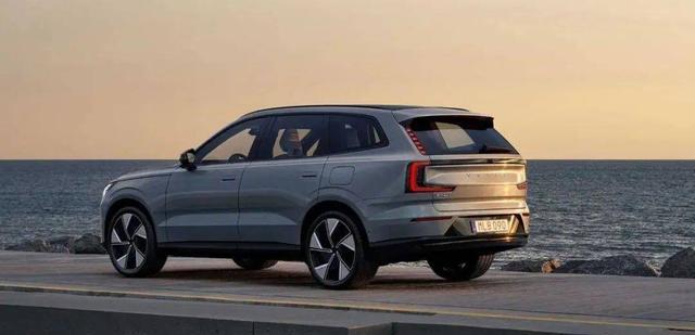 沃尔沃发布新一代旗舰SUV,号称最安全的纯电车