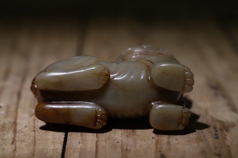 |舊藏和田玉“枣红皮 瑞兽”