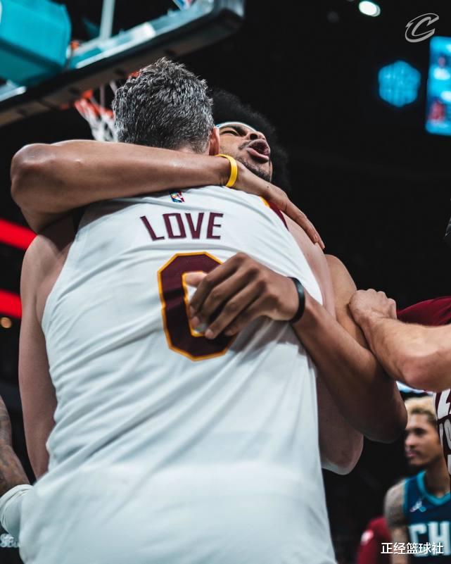 骑士队|NBA惊现重大误判！黄蜂死球三分居然算进，骑士不满吃技犯连丢4分