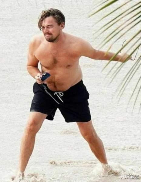 莱昂纳多·迪卡普里奥|小李子25岁女友，素颜现身沙滩，网友：你爸身材比你大肚男友好哎