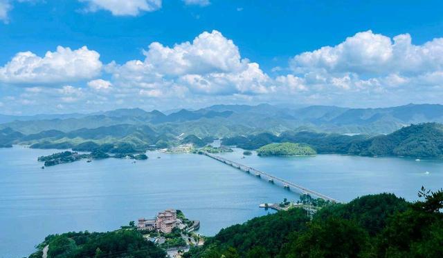浙江省|浙江省有多强？面积比江苏小，人口6500多万，GDP超过7.35万亿