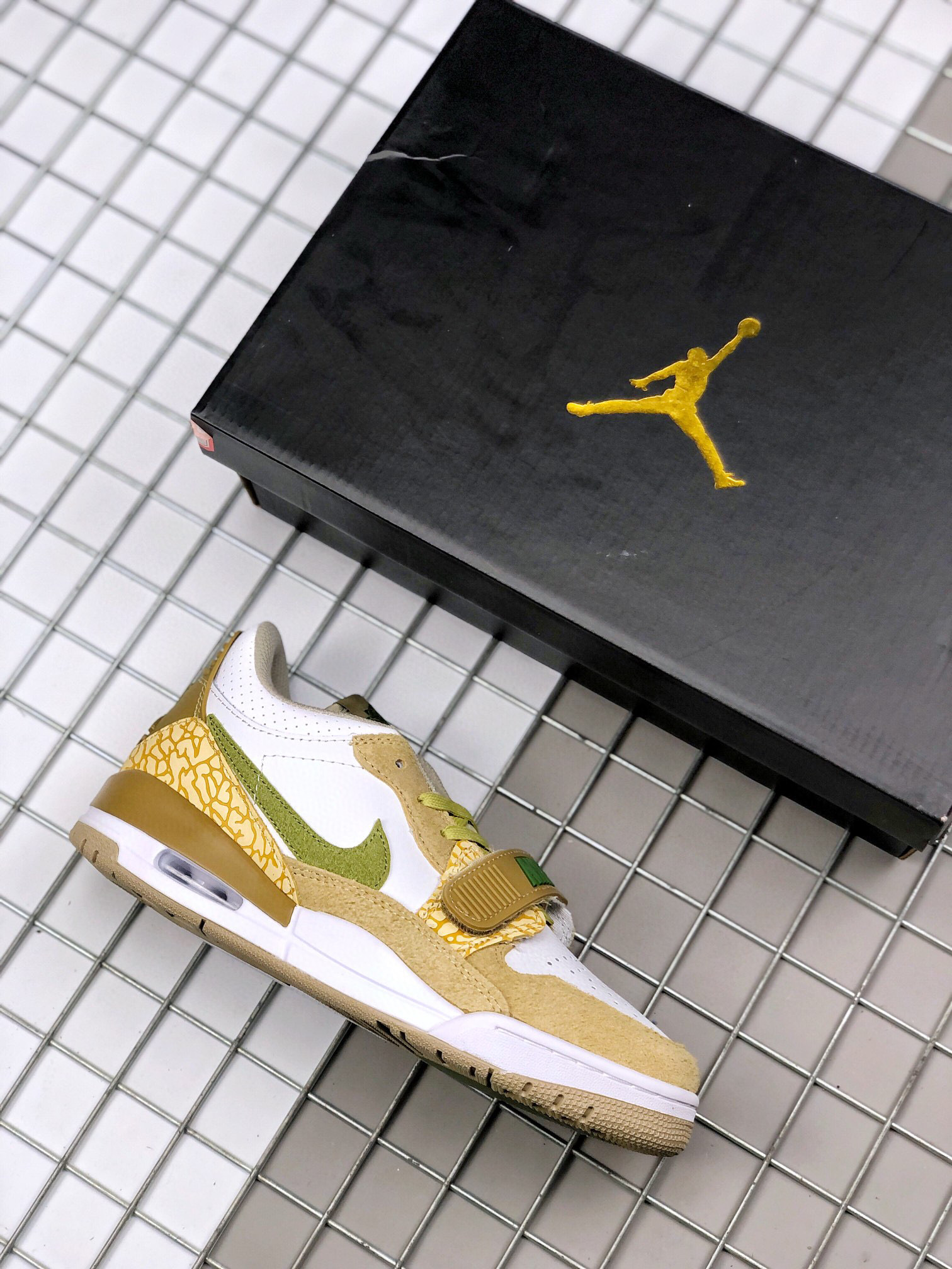 Jordan Legacy 312 Low 橄榄绿