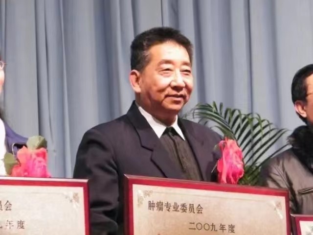 |全国名中医刘亚娴,从医50余载,坚持用中医药治疗癌症和疑难病症