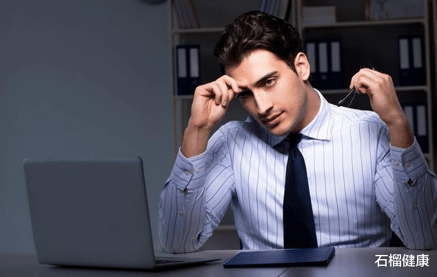 按摩|肾功能受损，往往离不开3大原因，趁早改正，或能保护肾脏