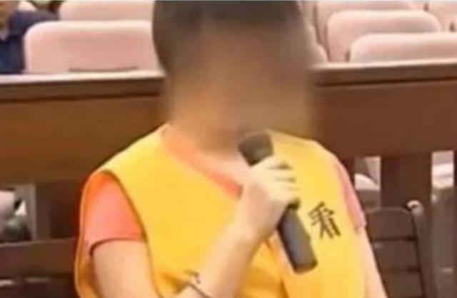 职业教育|09年，广东19岁少女被捕！弑亲后淡定玩手机，直言：在帮他们解脱