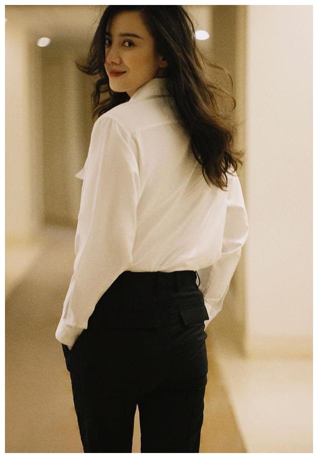 张予曦|41岁优雅神秘性感迷人的她 为何至今无人敢娶？