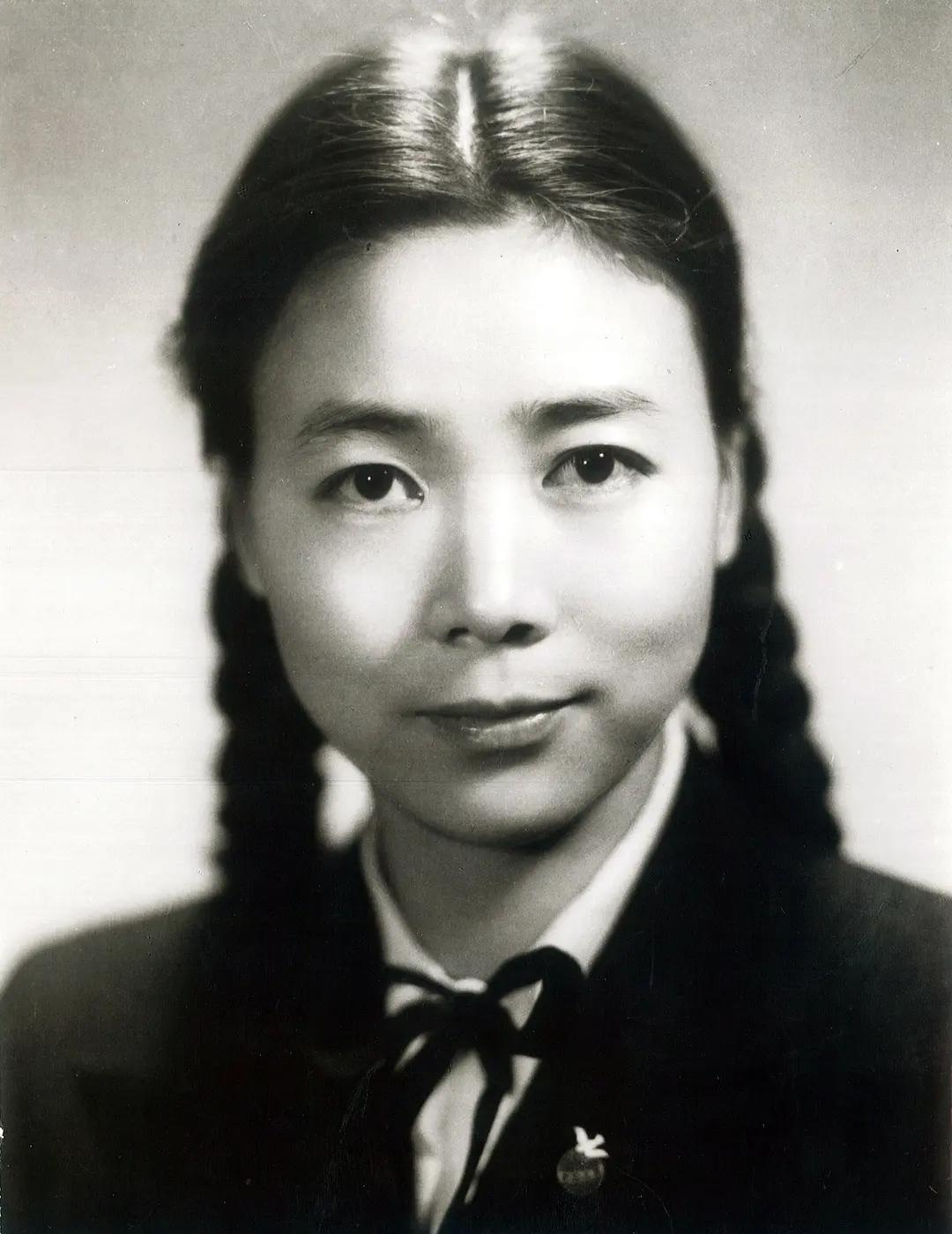 田华|田华最新现身，虽已94岁高龄却思维敏捷，60多年前的事仍记忆犹新