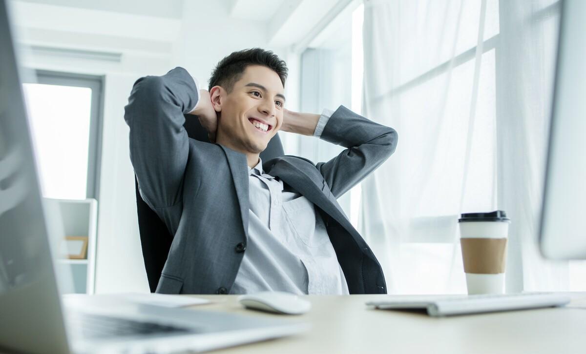 爱国|职场里面遇到推脱工作的同事怎么办？我从00后同事那里学到了几招