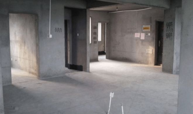 老公为了省钱直接入住毛坯房,朋友参观后都竖起大拇指!