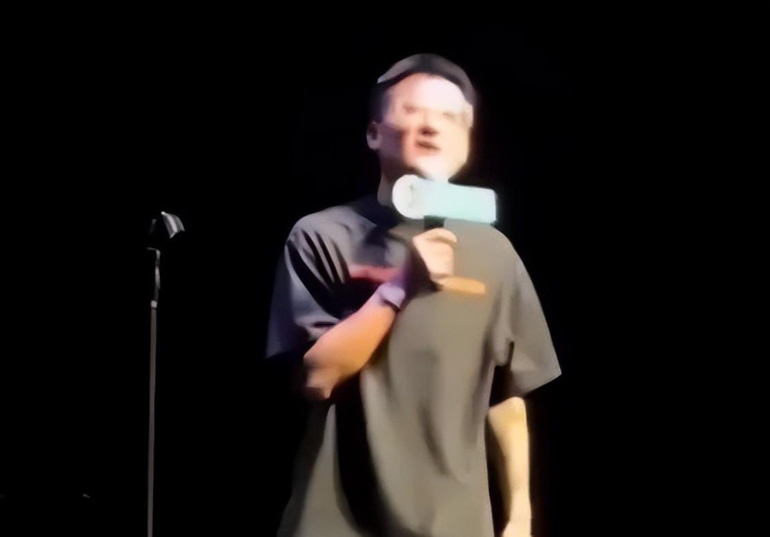 |仅仅2天，就曝出9个瓜，生三胎、家暴、被起诉，个个都是大瓜