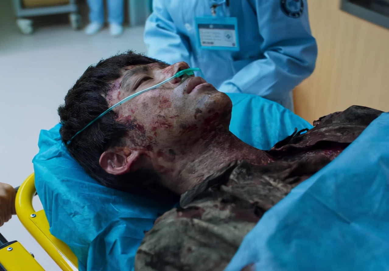 赵今麦|开播口碑大爆,和肖战黄景瑜“抢”热搜,赵今麦新剧凭啥这么拽