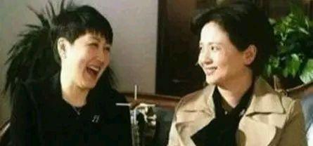 唐艺昕|人民的名义:梁璐为何那么听闺蜜吴惠芬的,真的被她洗脑了吗