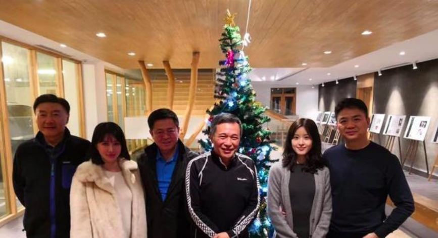 章泽天|28岁的章泽天,变成这个模样,她这是怎么了?