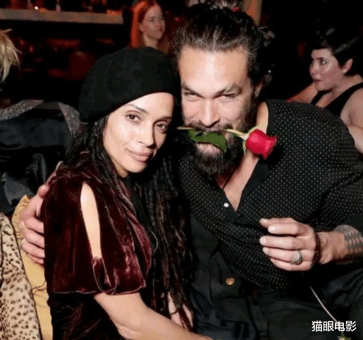 |海王宣布离婚，和比他大12岁的妻子交往16年，曾为妻子买下农场