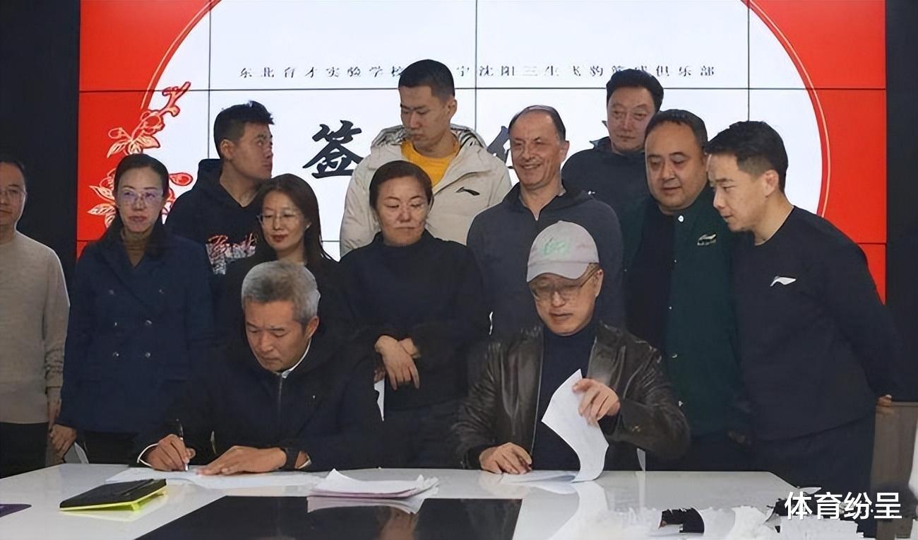 辽宁男篮|李洪庆摊牌了，离队第一人浮出水面，6人成功续约，金金未来可期