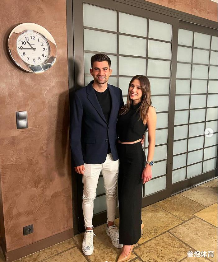 |齐祖心情好！大儿子迎喜讯，21岁女友怀孕，即将第一次当爷爷