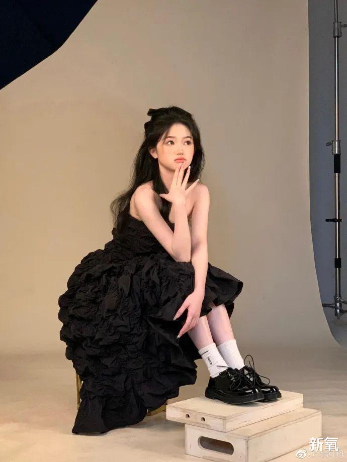 叶河林|网红圈塌了？18岁美少女被告知塌房，恋爱中无缝衔接？