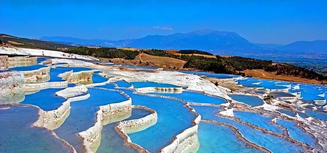 彩虹|“回趟家要爬半天”,建立在巨石上的房子,富豪卖掉后大变样