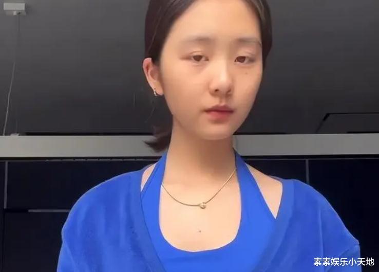 田雨橙|同样15岁的星二代女生,黄多多和森碟被看好,另外2个很叛逆