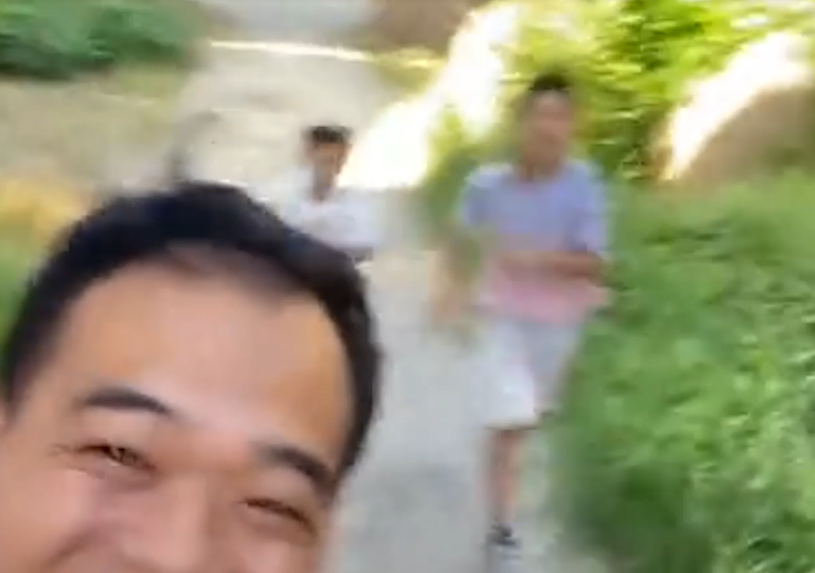 大琛:儿子记下支付密码,偷8000块买无人机,父亲教育遭网友指责!