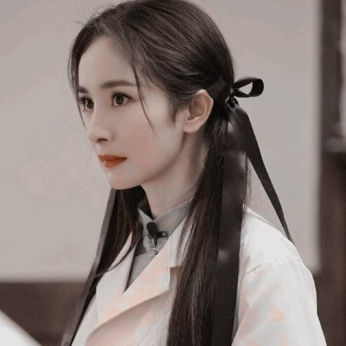 金铭|她是最小的“琼女郎”，出道就是巅峰，如今40多岁依旧孤身一人