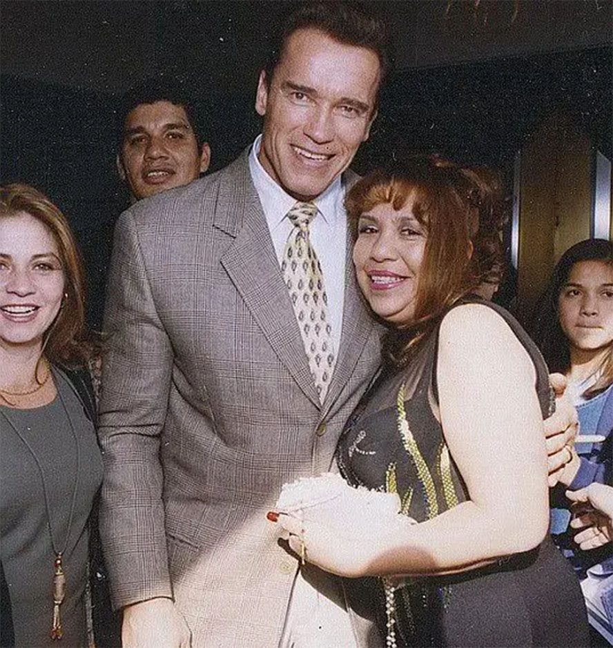 阿诺德·施瓦辛格|施瓦辛格：出轨自家保姆，暗度陈仓20年，不料私生子长得太像自己