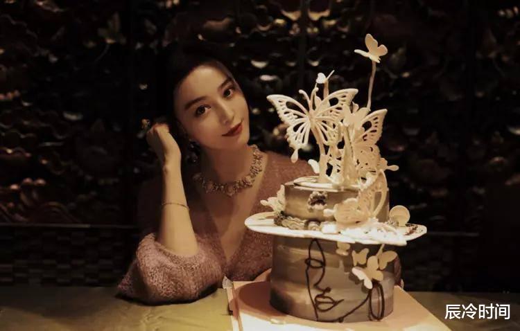 范冰冰|范冰冰现身西班牙教科书后,又亮相英国大学课堂,影响力超章子怡