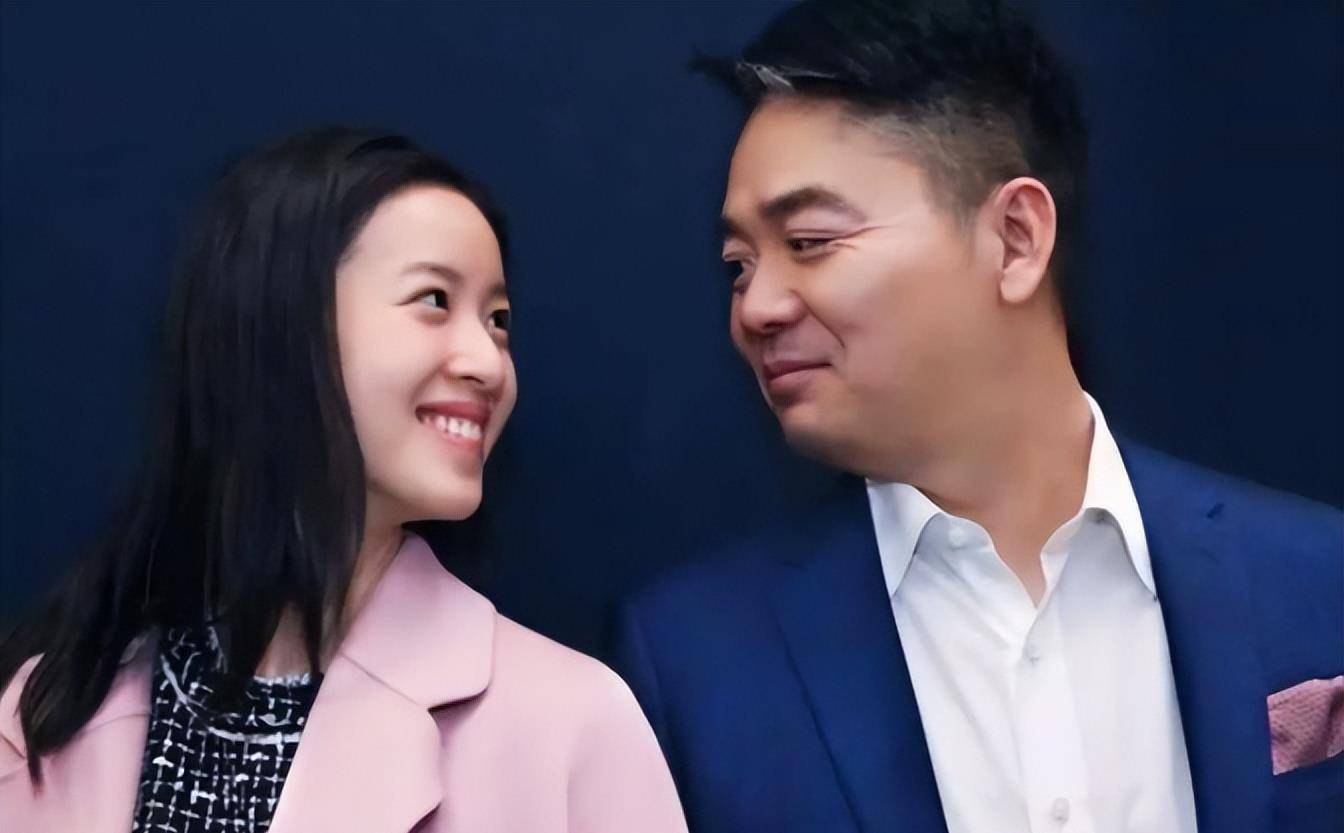 章泽天|章泽天称继子为少爷遭群嘲,保老公忍气吞声三年