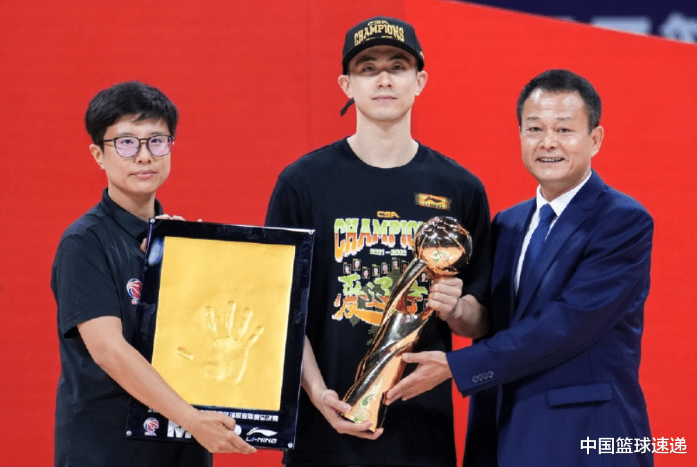 交易|CBA三消息：辽宁4-0夺冠，国手后卫投奔马布里，山东辽宁有望交易