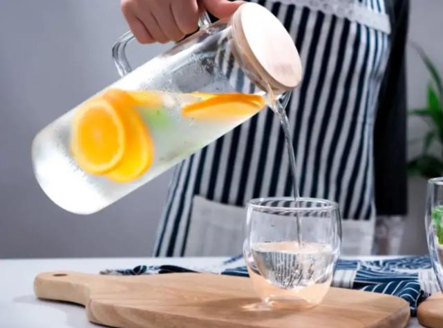 奥克斯|小米、富光要气晕！奥克斯“杀人诛心”上线29元高配保温杯，不讲武德